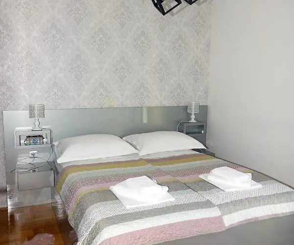 Apartament 4 Makarska